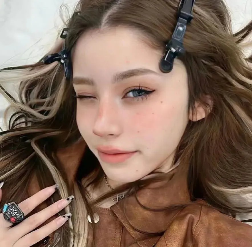 红侠
