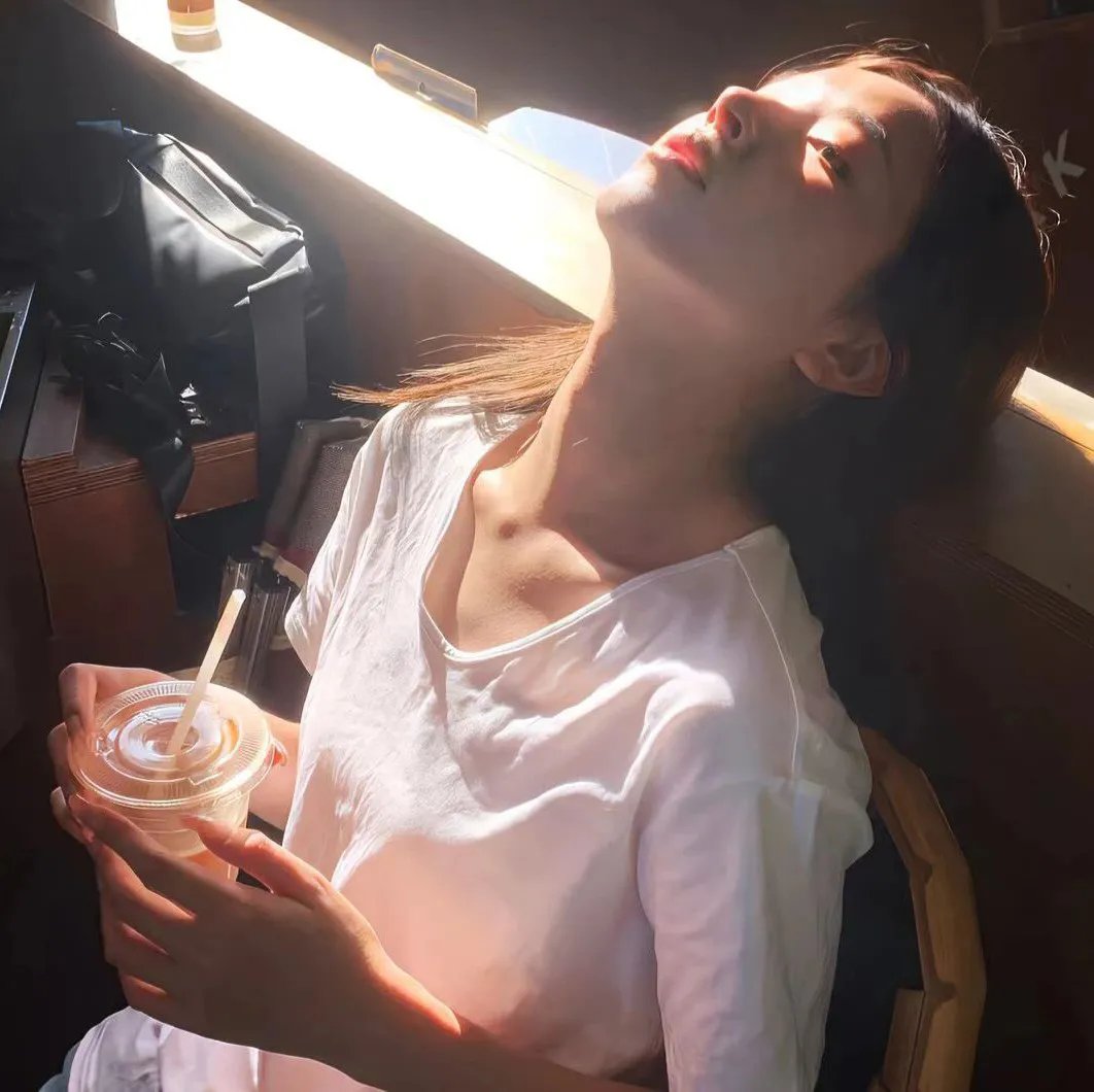 铁汉艳娘